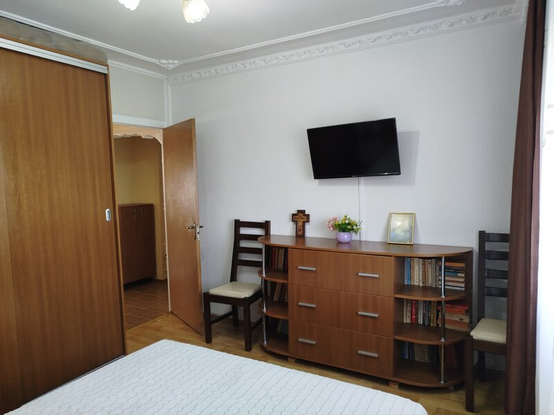 Oferta inchiriere apartament 4 camere zona Mall Vitan // Foisorului