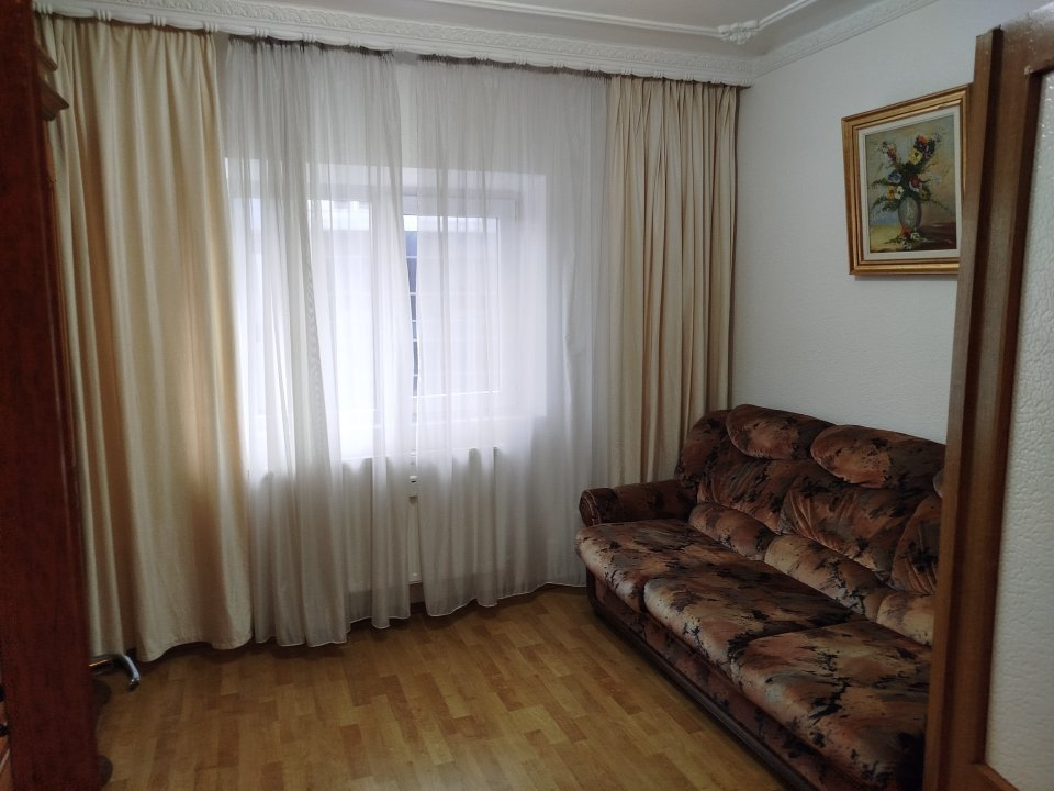 Oferta inchiriere apartament 4 camere zona Mall Vitan // Foisorului