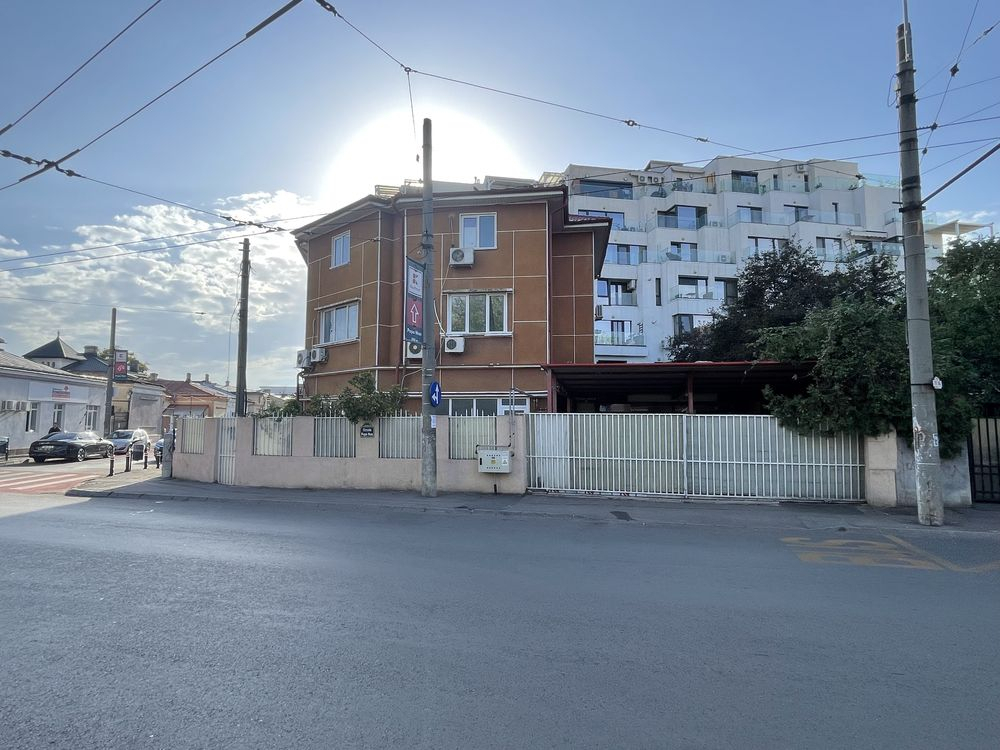 Vanzare vila zona Calea Calarasilor  Traian |  teren 444 mp |