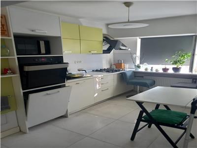 apartament 3 camere, Unirii , Decebal stradal, 92mp, decomandat, amenajat modern lux, centrala proprie, etaj 7. exclusivitate!