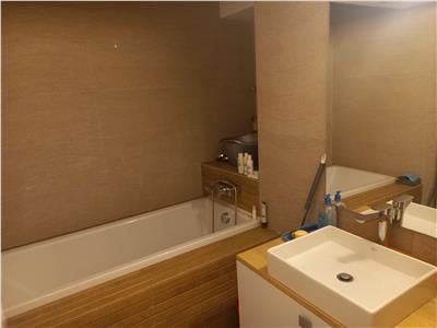 apartament 3 camere, Unirii , Decebal stradal, 92mp, decomandat, amenajat modern lux, centrala proprie, etaj 7. exclusivitate!