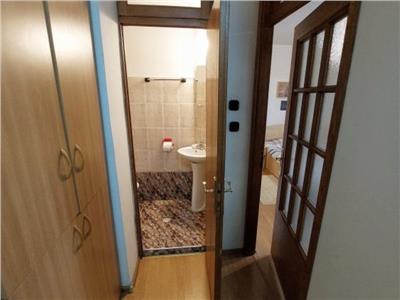 Oferta vanzare apartament 4 camere/ loc parcare ADP/ bloc reabilitat