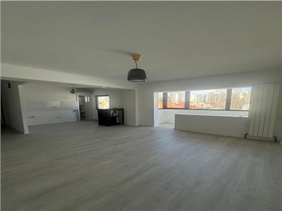 Oferta vanzare apartament 2 camere // 2 bai // centrala proprie // zona Decebal