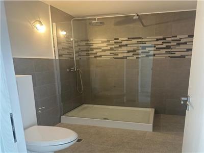 Oferta vanzare apartament 2 camere // 2 bai // centrala proprie // zona Decebal