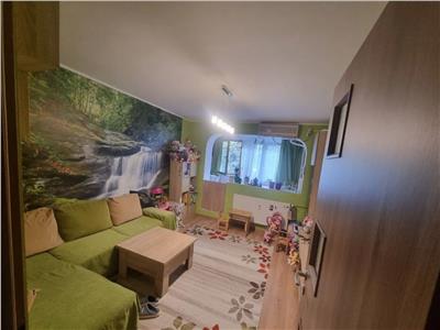 Oferta vanzare apartament 2 camere Drumul Taberei // Favorit