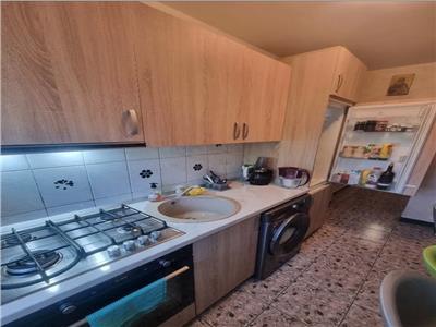 Oferta vanzare apartament 2 camere Drumul Taberei // Favorit