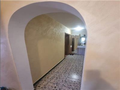 Oferta vanzare apartament 2 camere Drumul Taberei // Favorit