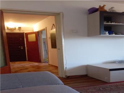 Apartament 3 camere, Titan, metrou, str Burdujeni, decomandat, 68mp, bloc reabilitat, etaj 4/4,