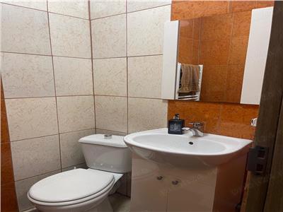 Oferta vanzare casa 4 camere Zona Romana// Renovata // Centrala termica