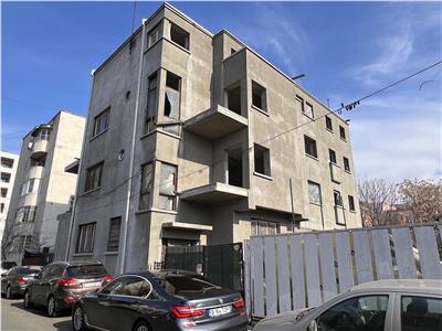 Vanzare imobil CONSOLIDAT pretabil Clinica / Spatii cazare / Birouri / Apartamente | Piata Alba Iulia  Matei Basarab |