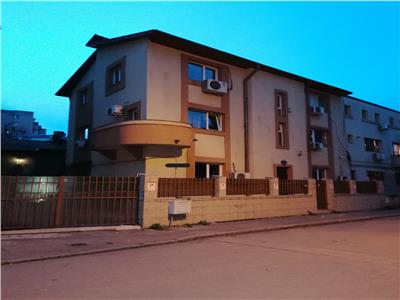 Oferta vanzare casa 8 camere zona Decebal//