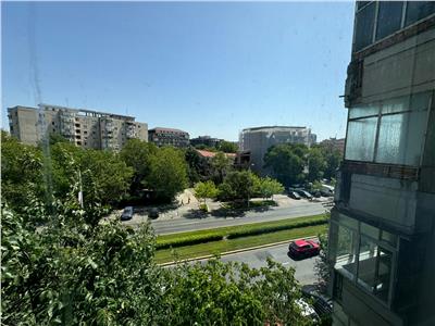 Oferta vanzare apartament 3 camere Calea Vitan // Mal Vitan