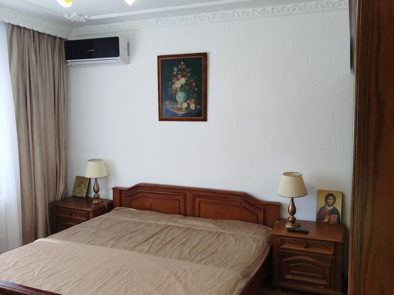 Oferta inchiriere apartament 4 camere zona Mall Vitan // Foisorului