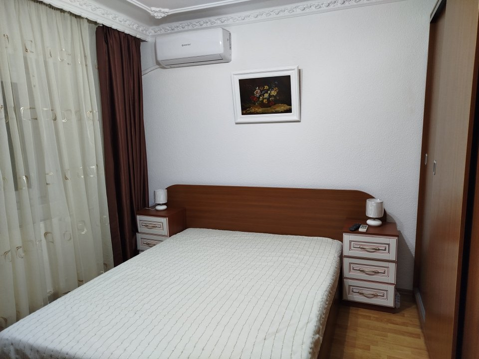 Oferta inchiriere apartament 4 camere zona Mall Vitan // Foisorului