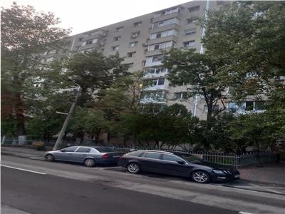 Apartament 2 camere, N GrigorescuPta Salajan, decomandat, bloc reabilitat, mobilat, la 5 min de metrou