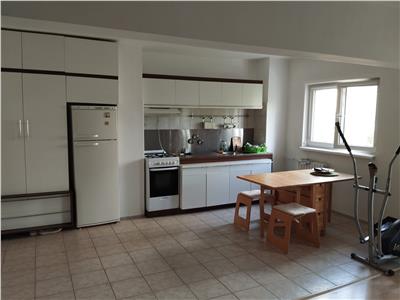 Apartament 2 camere, Calea Vacaresti stradal, bl 1986, decomandat, et 3/8, la 5 min pietonal de metriou Timpuri Noi