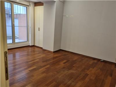 Oferta vanzare apartament 3 camere zona Dorobanti