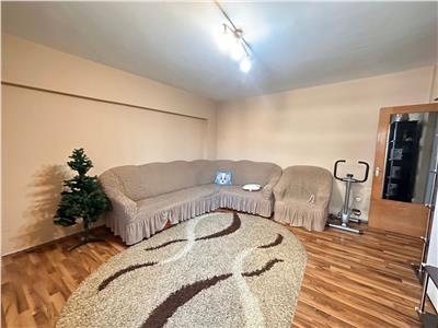 Vanzare Apartament 4 Camere/95 mp/Benzinaria MOL/Piata Muncii