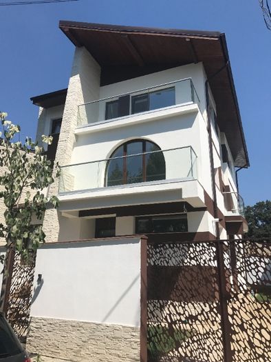 Oferta inchiriere vila IN DUPLEX zona Parcul Circului // Stefan cel Mare