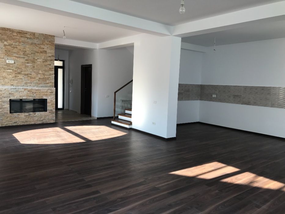 Oferta inchiriere vila IN DUPLEX zona Parcul Circului // Stefan cel Mare