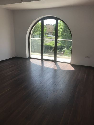 Oferta inchiriere vila IN DUPLEX zona Parcul Circului // Stefan cel Mare