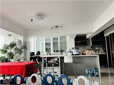 oferta vanzare duplex / decebal/ loc parcare subteran/ mobilat 
 si utilat Bucuresti