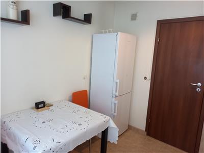 Apartament 3 camere , Titan Metrou, bloc 1979, decomandat, 70mp utili, renovat integral, mobilat si utilat premium, liber,  ofertă rară.