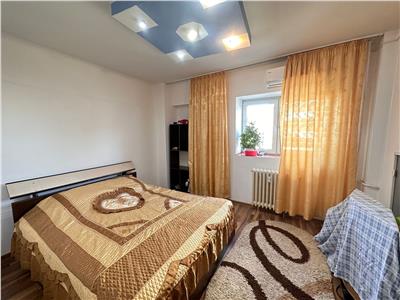 Vanzare Apartament 4 Camere/95 mp/Benzinaria MOL/Decebal