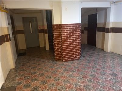 Apartament 3 camere , Titan Metrou, bloc 1979, decomandat, 70mp utili, renovat integral, mobilat si utilat premium, liber,  ofertă rară.