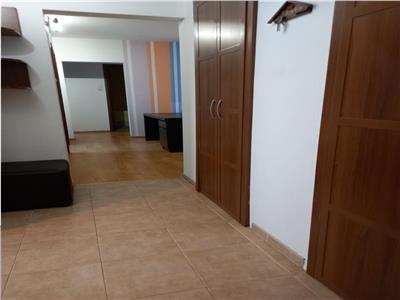 Apartament 3 camere , Titan Metrou, bloc 1979, decomandat, 70mp utili, renovat integral, mobilat si utilat premium, liber,  ofertă rară.