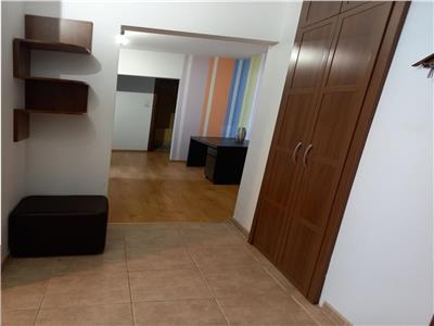 Apartament 3 camere , Titan Metrou, bloc 1979, decomandat, 70mp utili, renovat integral, mobilat si utilat premium, liber,  ofertă rară.