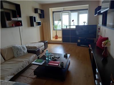 Apartament 3 camere , Titan Metrou, bloc 1979, decomandat, 70mp utili, renovat integral, mobilat si utilat premium, liber,  ofertă rară.