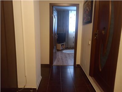 Vanzare apartament 3 camere, Titan Trapezului, bloc 2010, Parter, decomandat, 74mp, centrala proprie,  mobilat si utilat complet