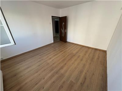 Oferta vanzare apartament 3 camere Calea Vitan // Mal Vitan