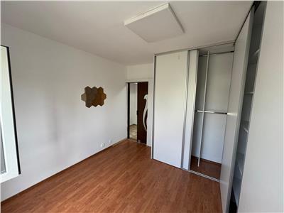 Oferta vanzare apartament 3 camere Calea Vitan // Mal Vitan