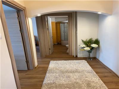 Oferta inchiriere apartament 3 camere zona Mall Vitan // Centrala proprie pe gaz