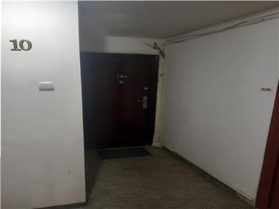 Apartament 2 camere, N GrigorescuPta Salajan, decomandat, bloc reabilitat, mobilat, la 5 min de metrou