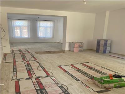 Oferta inchiriere casa 8 camere// zona 13 Septembrie// proaspat renovata integral