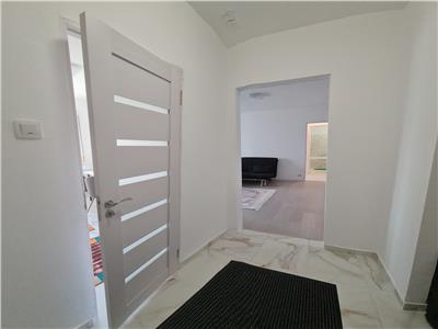 vanzare apartament 2 camere, Titan, Trapezului, Bd 1 Decembrie, bloc la strada, 51mp utili, reabilitat, renovat in totalitate