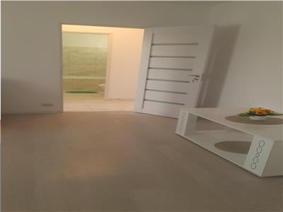 vanzare apartament 2 camere, Titan, Trapezului, Bd 1 Decembrie, bloc la strada, 51mp utili, reabilitat, renovat in totalitate