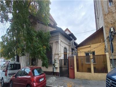 casa 2 corpuri  eminescu - mosilor | teren 265 mp Bucuresti