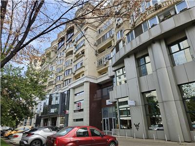 vanzare apartament 2 camere, bd unirii, stradal, etaj 2, decomandat, 70mp utili, la 200m de tribunal Bucuresti