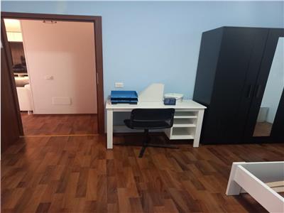 apartament 3 camere , Titan, Auchan Titan , etaj 2. bloc 2009, pozitie f buna, 70mp utili, 2 locuri de parcare în subteran si box?.