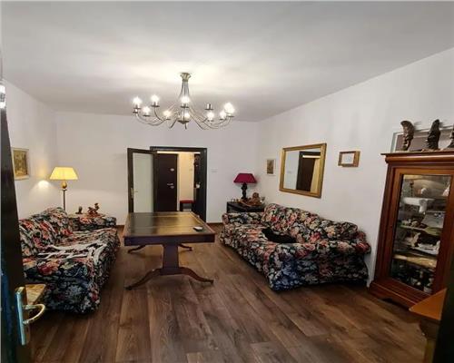 Vanzare imobil compus din apartament 2 camere+garsoniera| FloreascaCompozitori