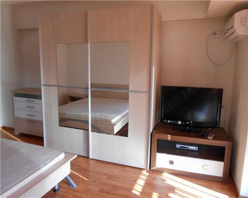 Vanzare apartament 4 camere tip duplex, Piata Unirii, vedere integrala Bulevardul Unirii