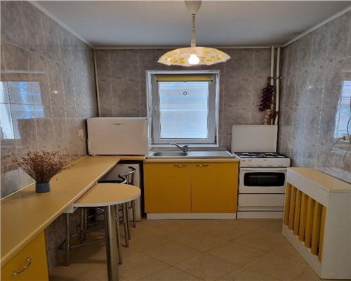 Vanzare apartament 2 camere Tineretului stradal, etaj 5/10, decomandat, deosebit