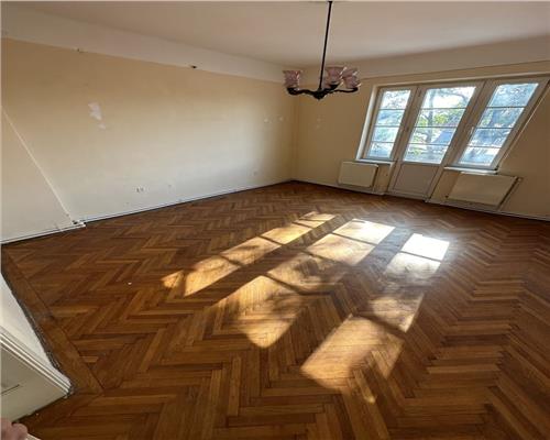 Apartament in vila Unirii, etaj 2/3 , fara risc seismic, 120mp utili, amplasare exceptionala