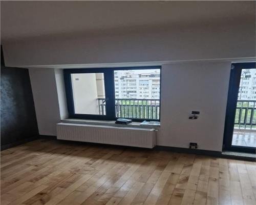 Apartament duplex Bd Unirii, 160mp utili, 3 terase, renovat premium