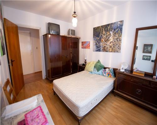 vanzare apartament 2 camere Dristor, 52mp, etaj 7/10, decent amenajat,