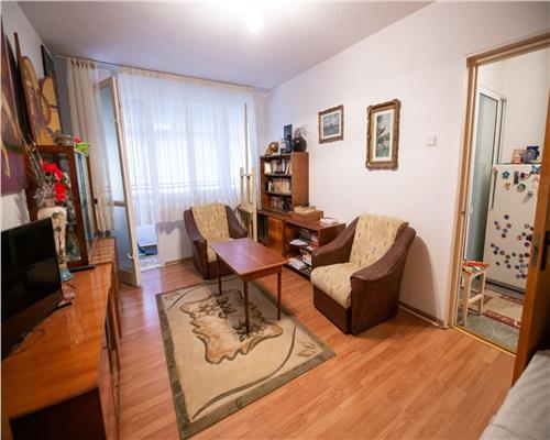 vanzare apartament 2 camere Dristor, 52mp, etaj 7/10, decent amenajat,